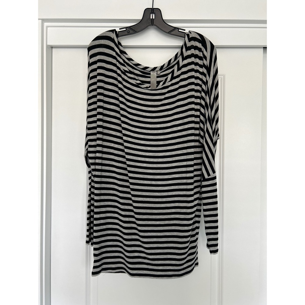 Staring at Stars Black Gray Striped Batwing Sleeve Tunic Top Women's Medium